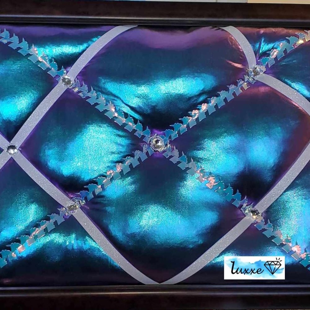Hand-designed Message Board - Picture 3 of 4